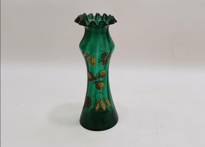 OSMANLI DÖNEMİ YEŞİL RENKLİ KOPARMA CAM VAZO