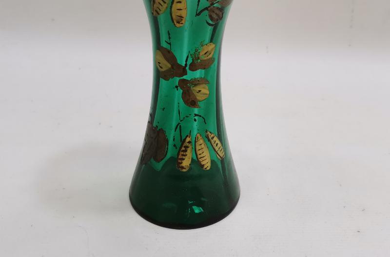 OSMANLI DÖNEMİ YEŞİL RENKLİ KOPARMA CAM VAZO