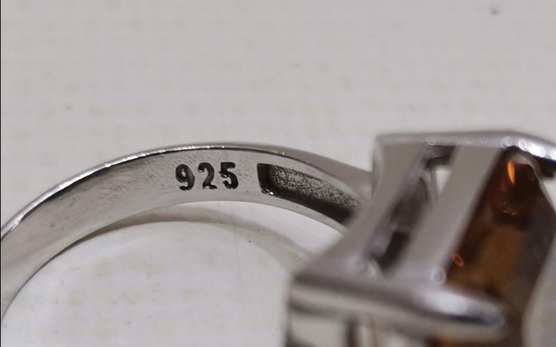 ZULTANİT TAŞLI GÜMÜŞ TAKI SETİ