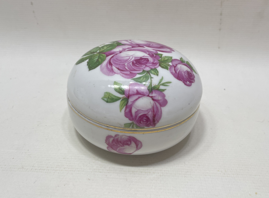 ANTİKA PORSELEN KAPAKLI MÜCEVHER KUTUSU