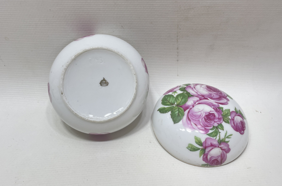 ANTİKA PORSELEN KAPAKLI MÜCEVHER KUTUSU