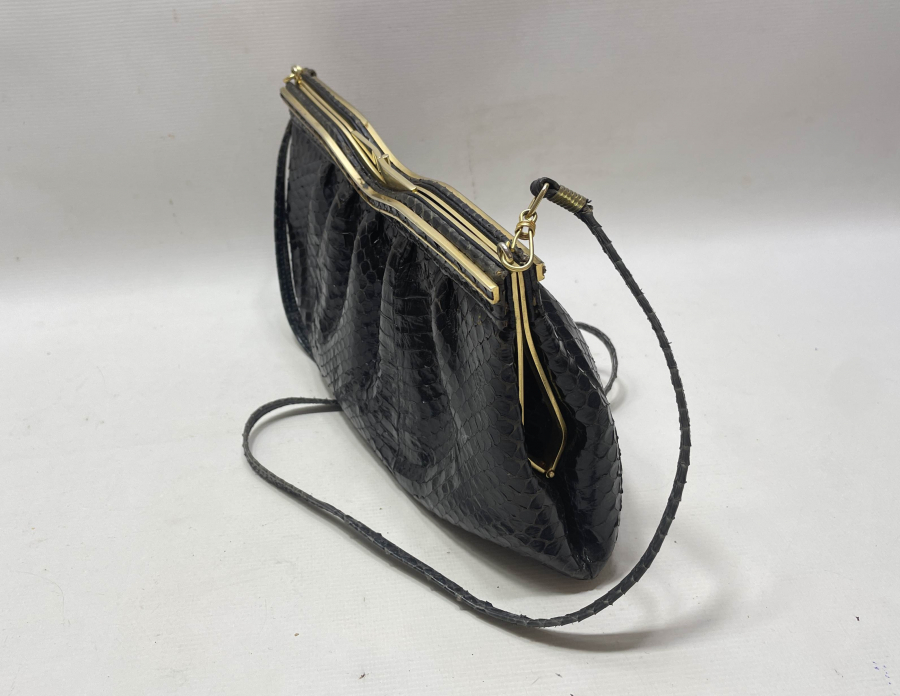 ANTİKA YILAN DERİSİ ÇANTA