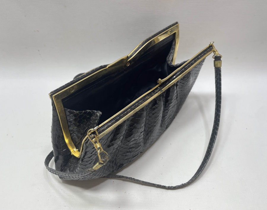 ANTİKA YILAN DERİSİ ÇANTA