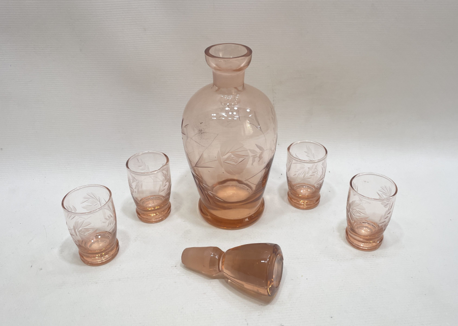 KRİSTAL KESME İŞÇİLİKLİ ANTİKA LİKÖR TAKIMI