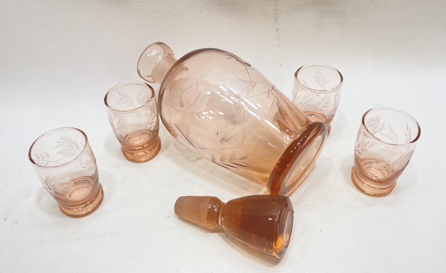 KRİSTAL KESME İŞÇİLİKLİ ANTİKA LİKÖR TAKIMI