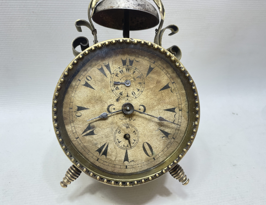 NADİR FORMDA OSMANLI DÖNEMİ MASA SAATİ