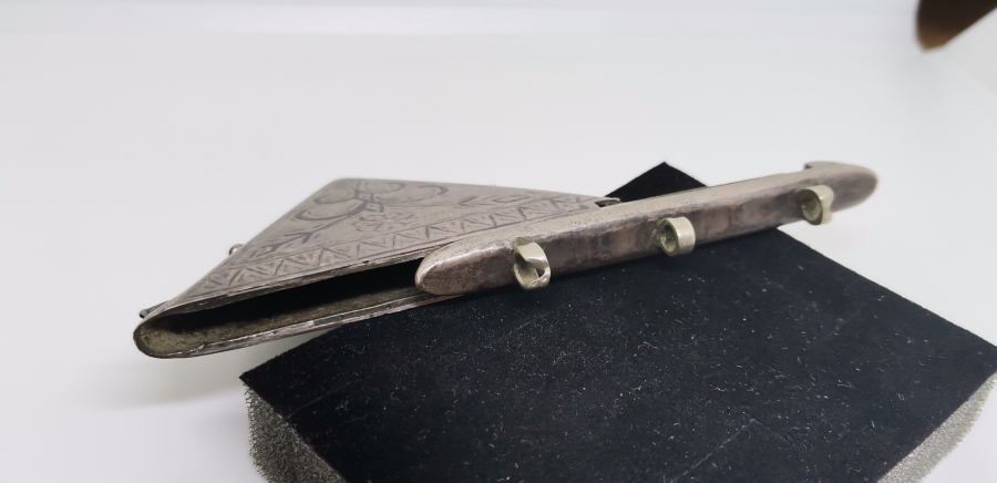 OSMANLI DÖNEMİ ÜZERİ SAVATLI BÜYÜK BOY GÜMÜŞ ASKER HAMAYILI