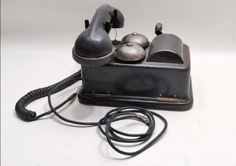 ANTİKA ÇEVİRMELİ TELEFON