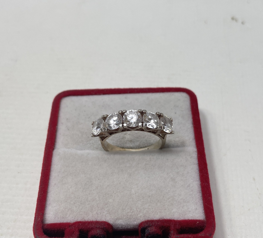 BÜYÜK MARGAZİT TAŞLARLA SÜSLÜ 5 TAŞ YÜZÜK