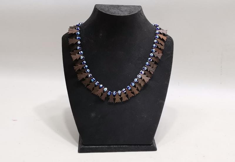 ÇİTLEMBİK AĞACINDAN YAPILMIŞ NAZARLIK KOLYE