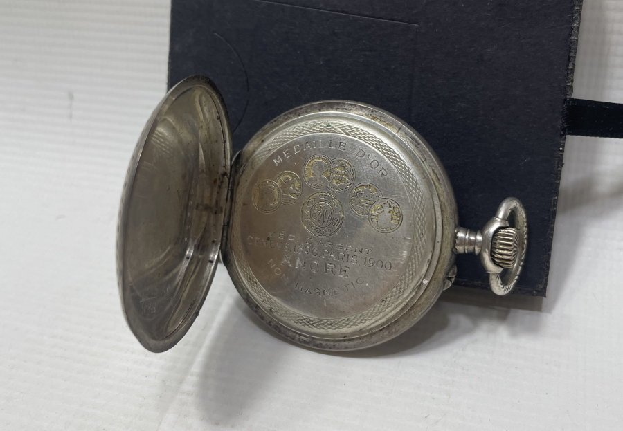 MOERİS MARKA ALTIN DAMLA İŞLEMELİ DOLAPLI MODEL KURMALI CEP SAATİ