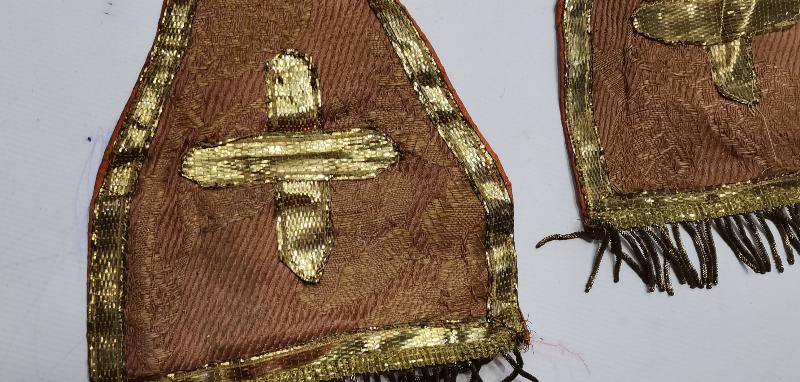 OSMANLI DÖNEMİ RUM İŞİ ALTIN SIRMA İŞLEMELİ PAPAZ ATKISI