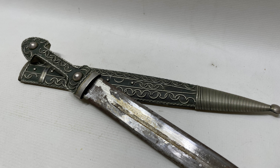 ÜZERİ GÜVERSELİ ANTİKA ÇERKES KAMASI