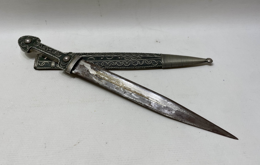 ÜZERİ GÜVERSELİ ANTİKA ÇERKES KAMASI