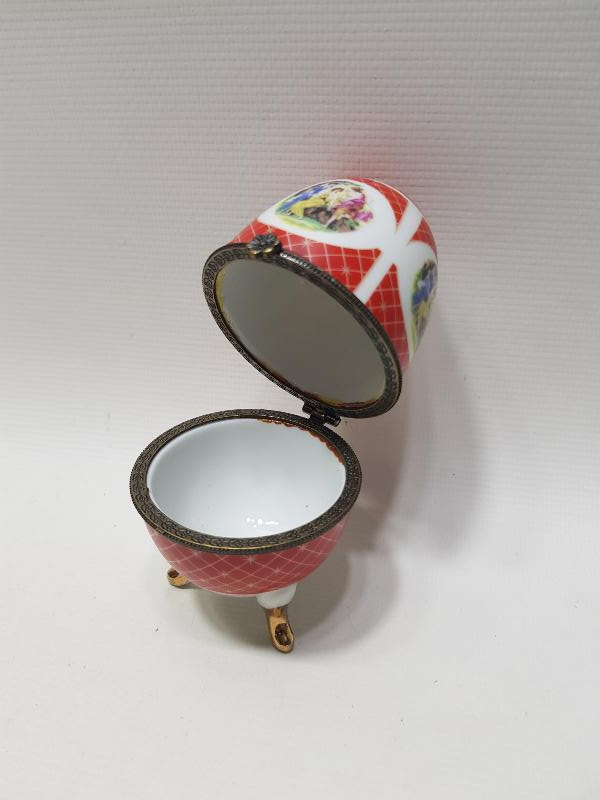 YUMURTA FORMLU WJ MARKA ANTİKA MÜCEVHER KUTUSU 