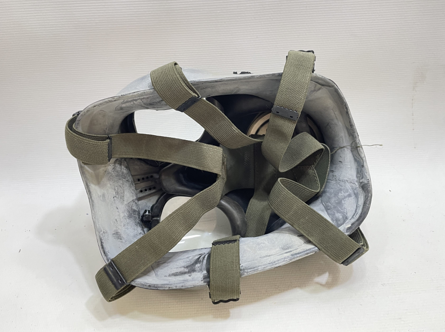 ANTİKA GAZ MASKESİ