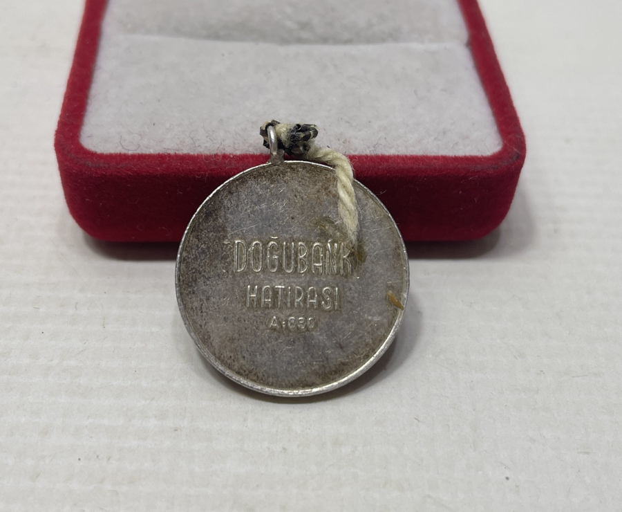 DOĞUBANK AÇILIŞ HATIRASI GÜMÜŞ KOLYE