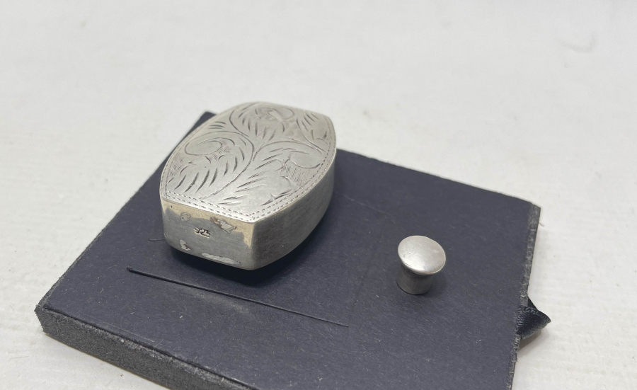 KALEM İŞÇİLİKLİ ANTİKA GÜMÜŞ KOKULUK