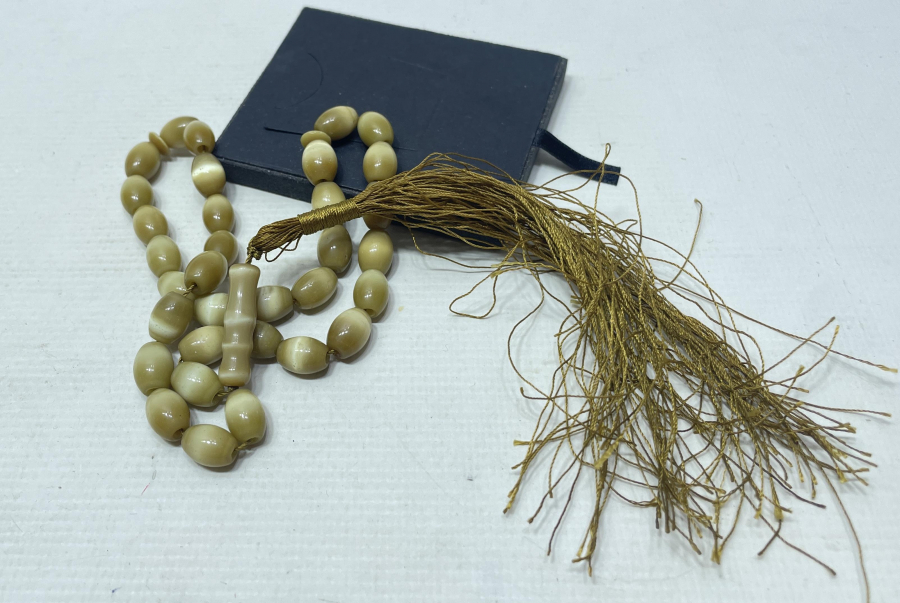 NADİR RENKTE BEYKOZ TESPİH