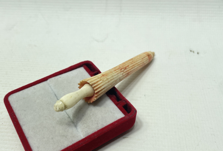 OSMANLI DÖNEMİ ÇOK NADİR FİLDİŞİ SARAY İŞİ İLAÇ ŞİŞESİ