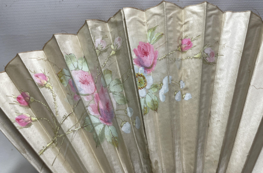 OSMANLI DÖNEMİ EL BOYAMA VE TESTERE İŞÇİLİKLİ YELPAZE