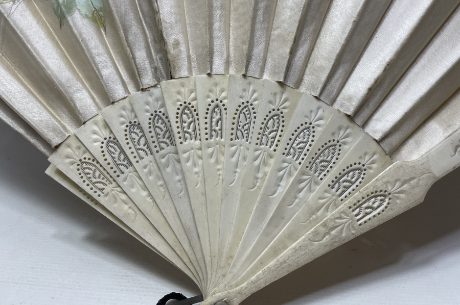 OSMANLI DÖNEMİ EL BOYAMA VE TESTERE İŞÇİLİKLİ YELPAZE