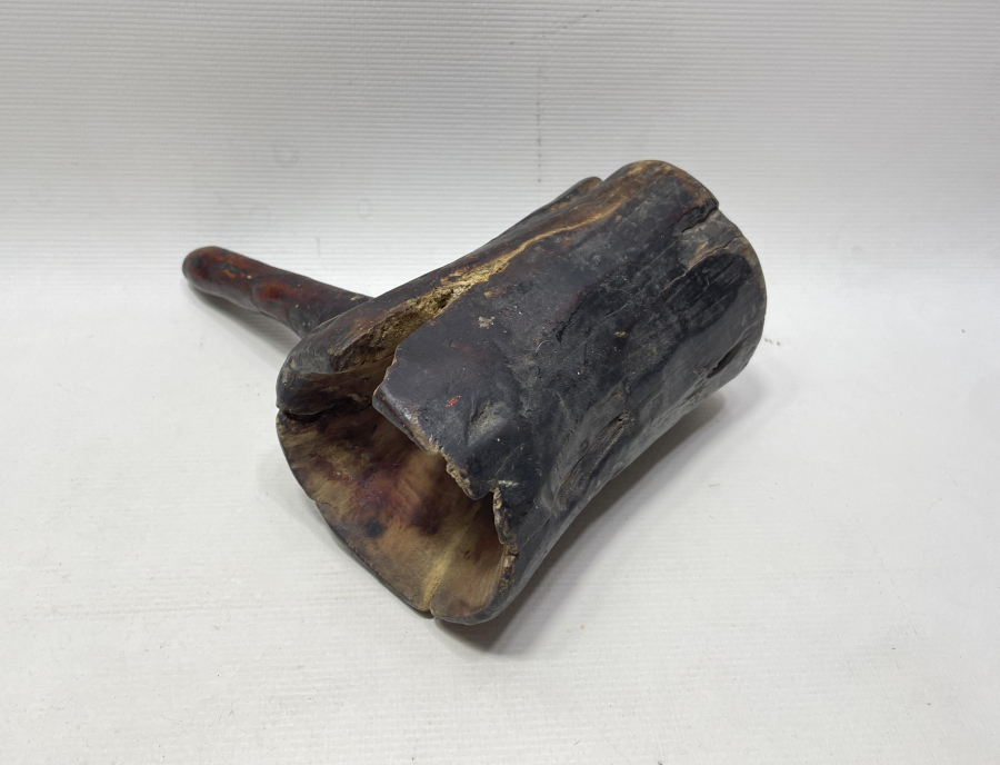 OSMANLI DÖNEMİ YEKPARE AHŞAPTAN EL OYMA NADİR KAHVE DİBEĞİ