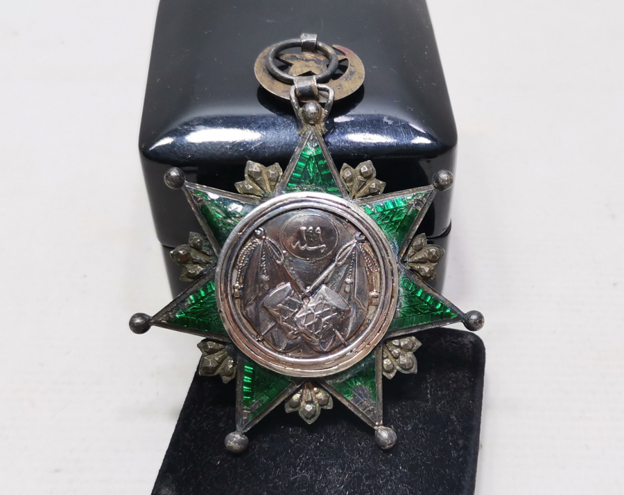 4. DERECE NİŞAN-İ OSMANİ NİŞANI