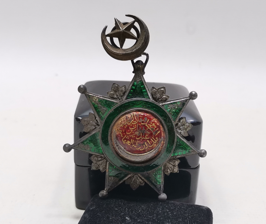 4. DERECE NİŞAN-İ OSMANİ NİŞANI