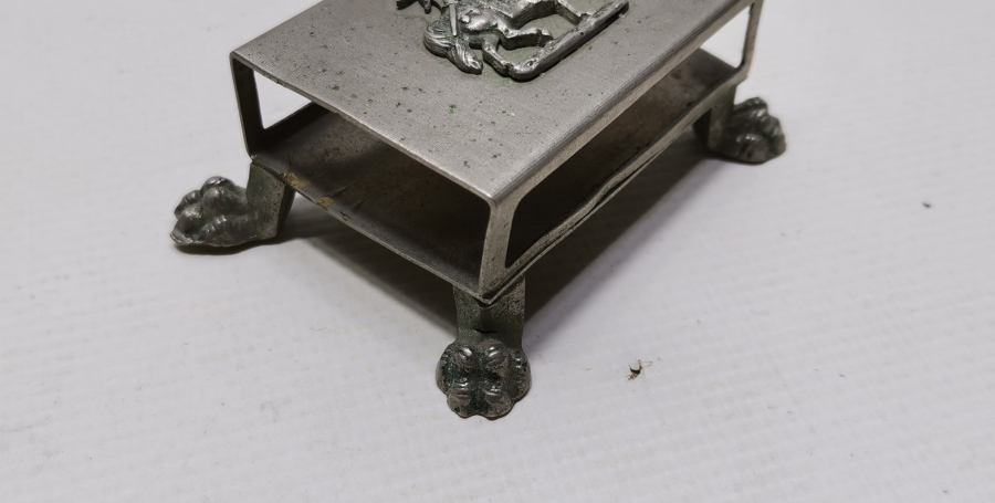 ASLAN AYAKLI ANTİKA KİBRİTLİK