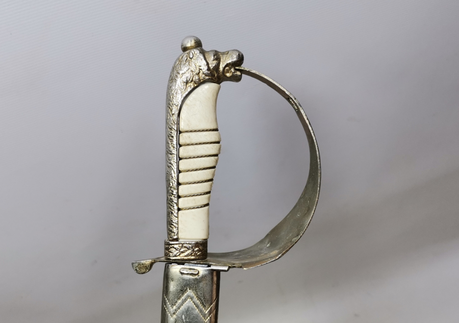 ASLAN BAŞLI DENİZCİ PAŞA KILICI