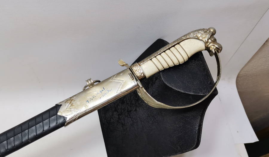 ASLAN BAŞLI DENİZCİ PAŞA KILICI