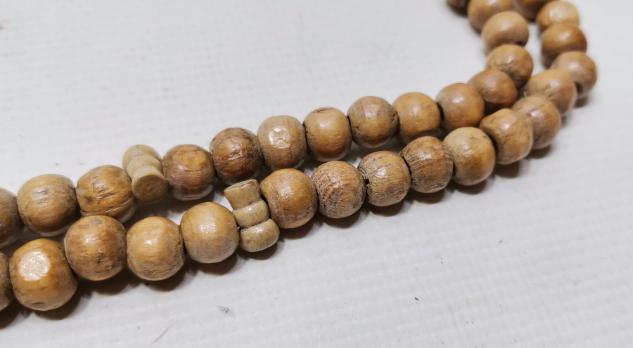 İÇİNDE KABE-İ ŞERİF GÖRSELİ BULUNAN MİKRO RESİMLİ ANTİKA NAMAZ TESPİHİ