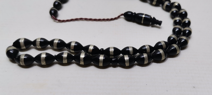 KUKA ÜZERİ GÜMÜŞ SARMA İŞÇİLİKLİ TESPİH