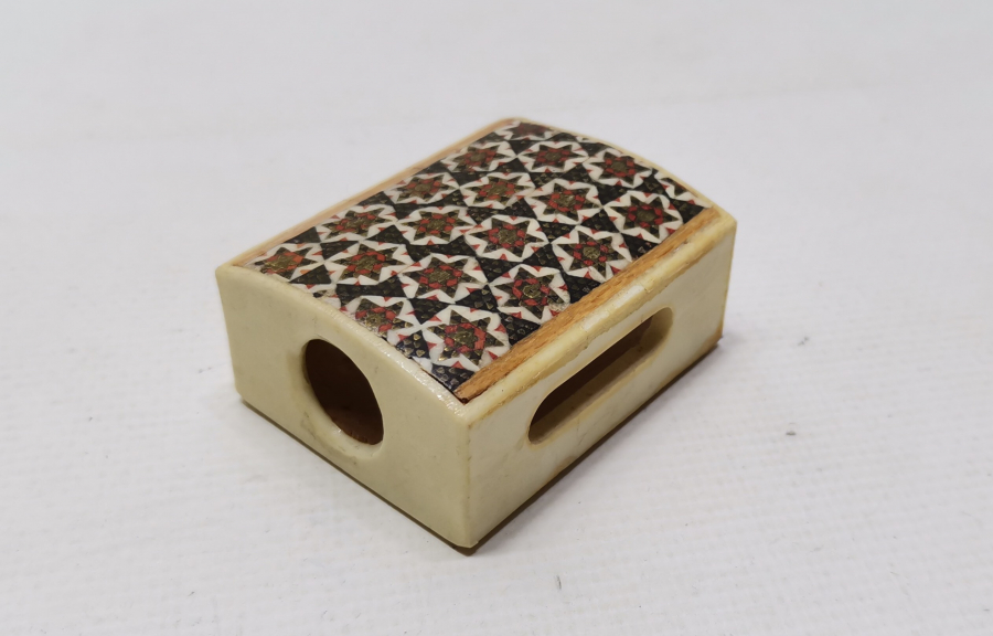 MARKÜTERİ İŞÇİLİKLİ ANTİKA KİBRİTLİK