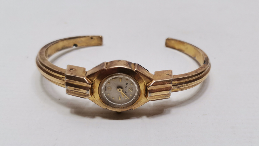 NACAR MARKA ALTIN KAPLAMA NADİR KOL SAATİ