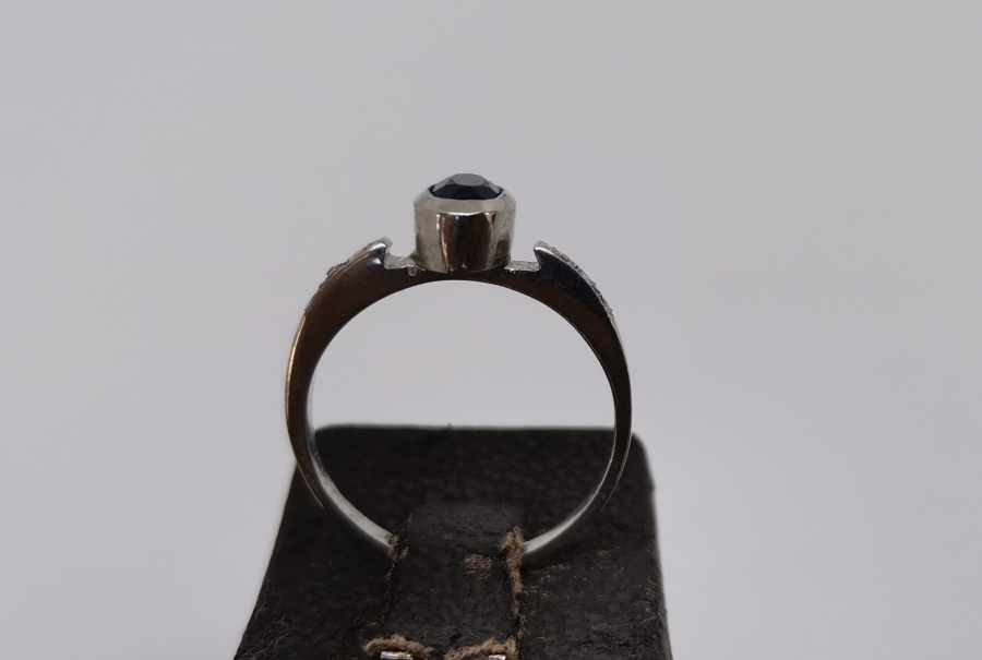 SAFİR VE PIRLANTA TAŞLI ANTİKA YÜZÜK