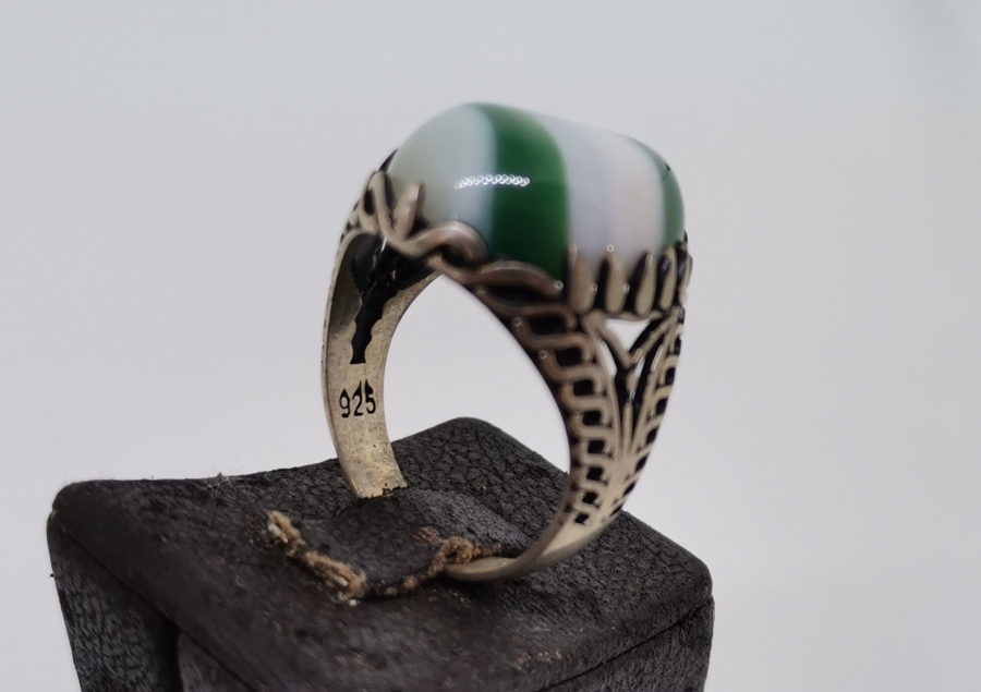 SÜLEYMANİYE AKİKLİ GÜMÜŞ ERKEK YÜZÜĞÜ