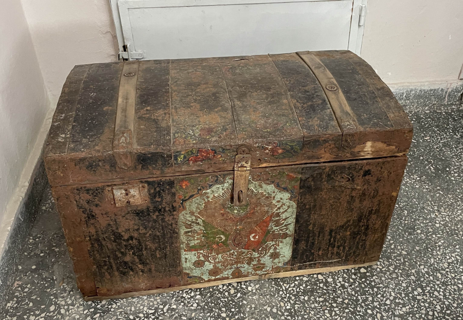 ÜZERİNDE OSMANLI DEVLET ARMASI BULUNAN GELİN SANDIĞI