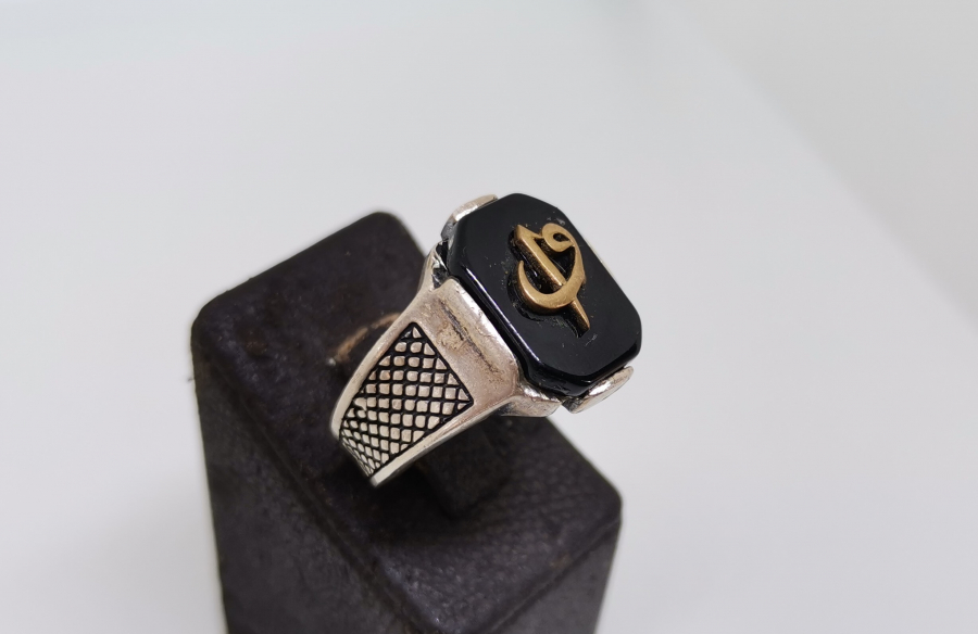 VAV VE ELİF GÖRSELLİ GÜMÜŞ ERKEK YÜZÜĞÜ