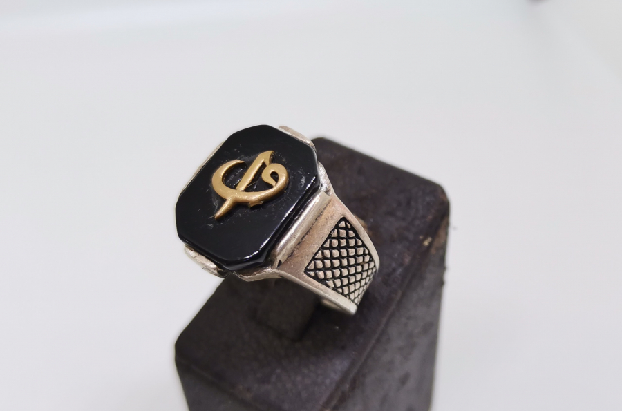 VAV VE ELİF GÖRSELLİ GÜMÜŞ ERKEK YÜZÜĞÜ