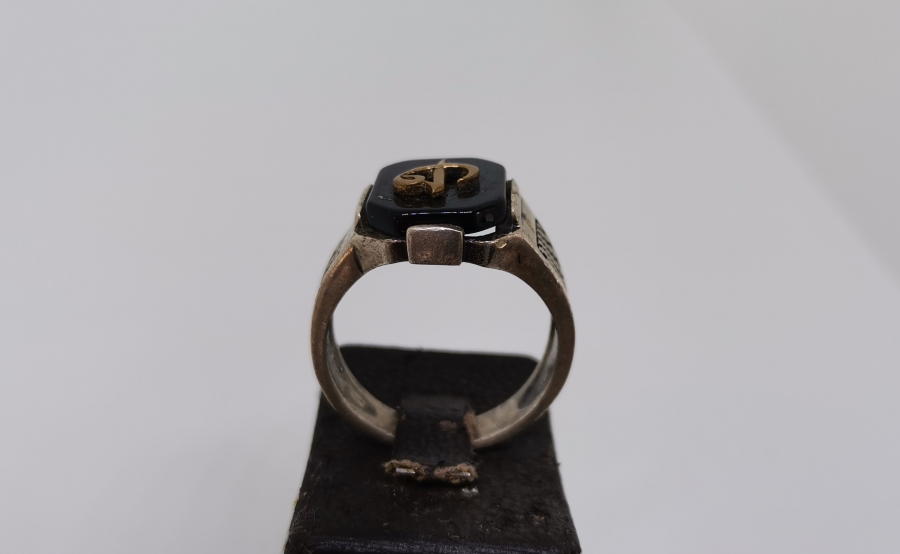 VAV VE ELİF GÖRSELLİ GÜMÜŞ ERKEK YÜZÜĞÜ