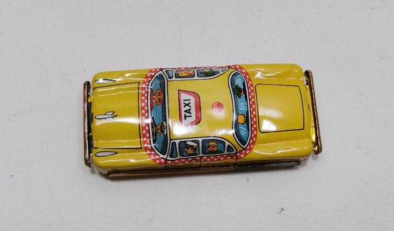 1970'LERDEN JAPON MALI SÜRTMELİ TAKSİ TENEKE OYUNCAK 