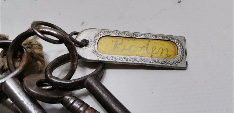 ANTİKA ANAHTAR LOTU