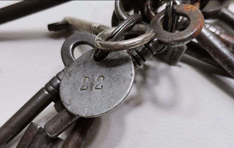 ANTİKA ANAHTAR LOTU