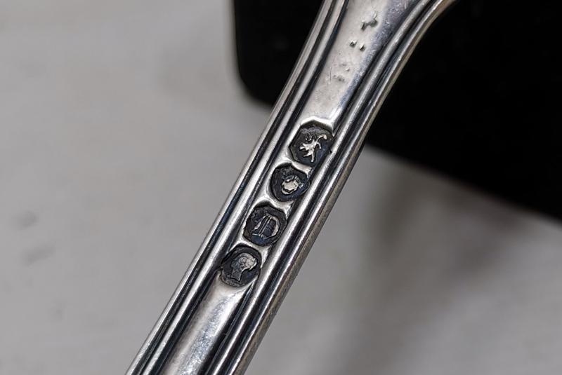 ANTİKA İNGİLİZ GÜMÜŞ SERVİS KAŞIĞI