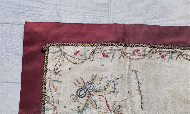 OSMANLI DÖNEMİ EL İŞLEME FARKLI FORMDA SEHPA ÖRTÜSÜ