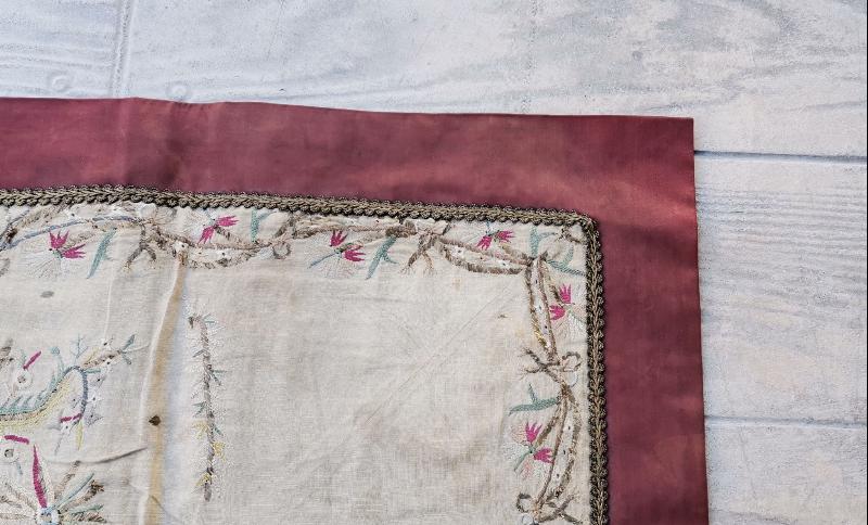 OSMANLI DÖNEMİ EL İŞLEME FARKLI FORMDA SEHPA ÖRTÜSÜ