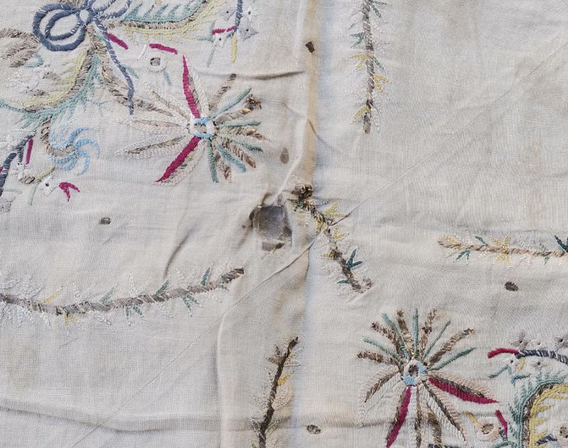 OSMANLI DÖNEMİ EL İŞLEME FARKLI FORMDA SEHPA ÖRTÜSÜ