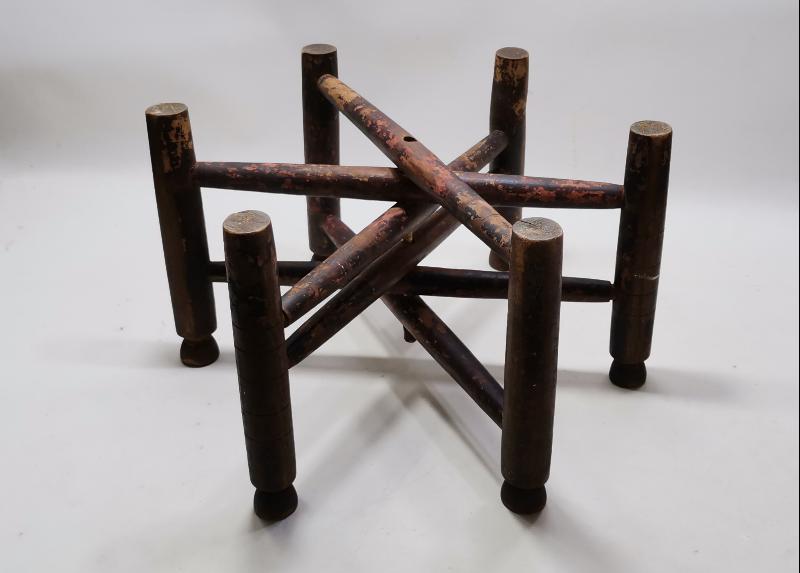 OSMANLI DÖNEMİ KÖK BOYALI AHŞAP SOFRA SİNİ ALTLIĞI